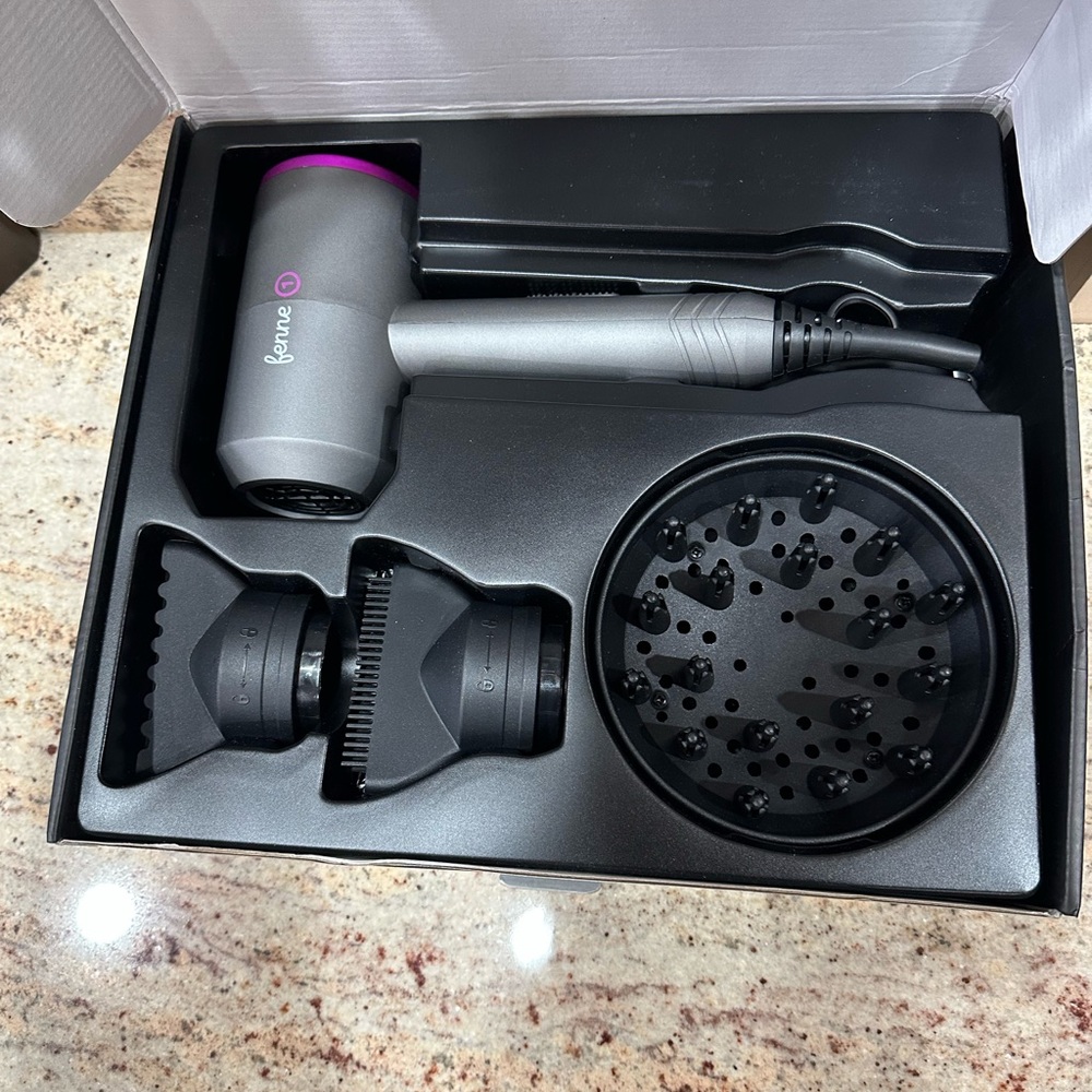 Fenne hair dryer